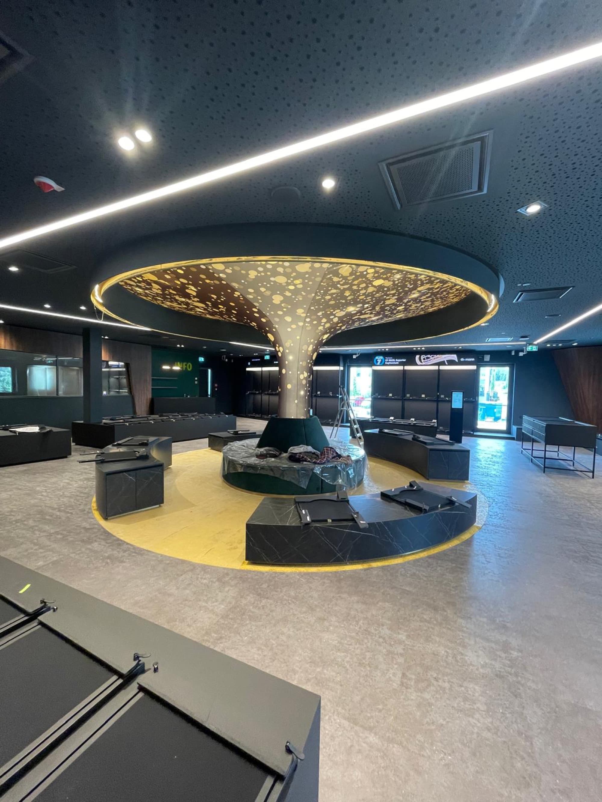 Thomann Showroom – Ladenbau von TrendBau Wendlandt